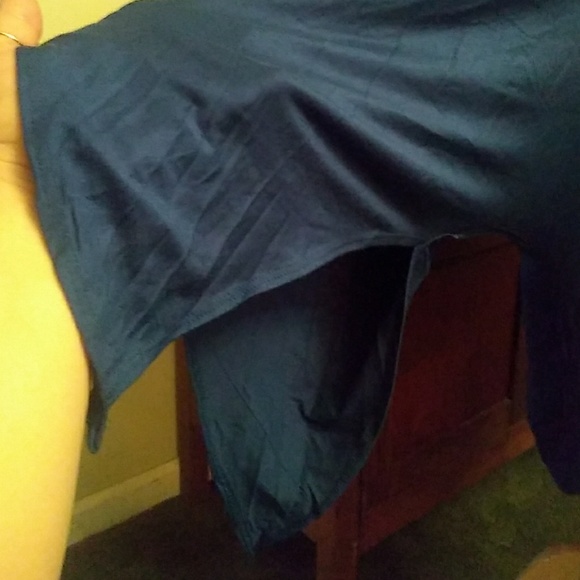 PLUS Women's top - Picture 5 of 5